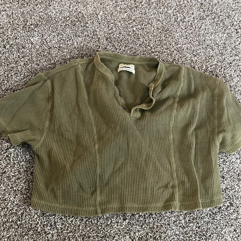 Army green crop top